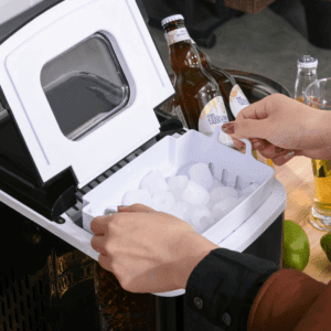 Homcom Ice Maker 12kg/24H w/ Scoop