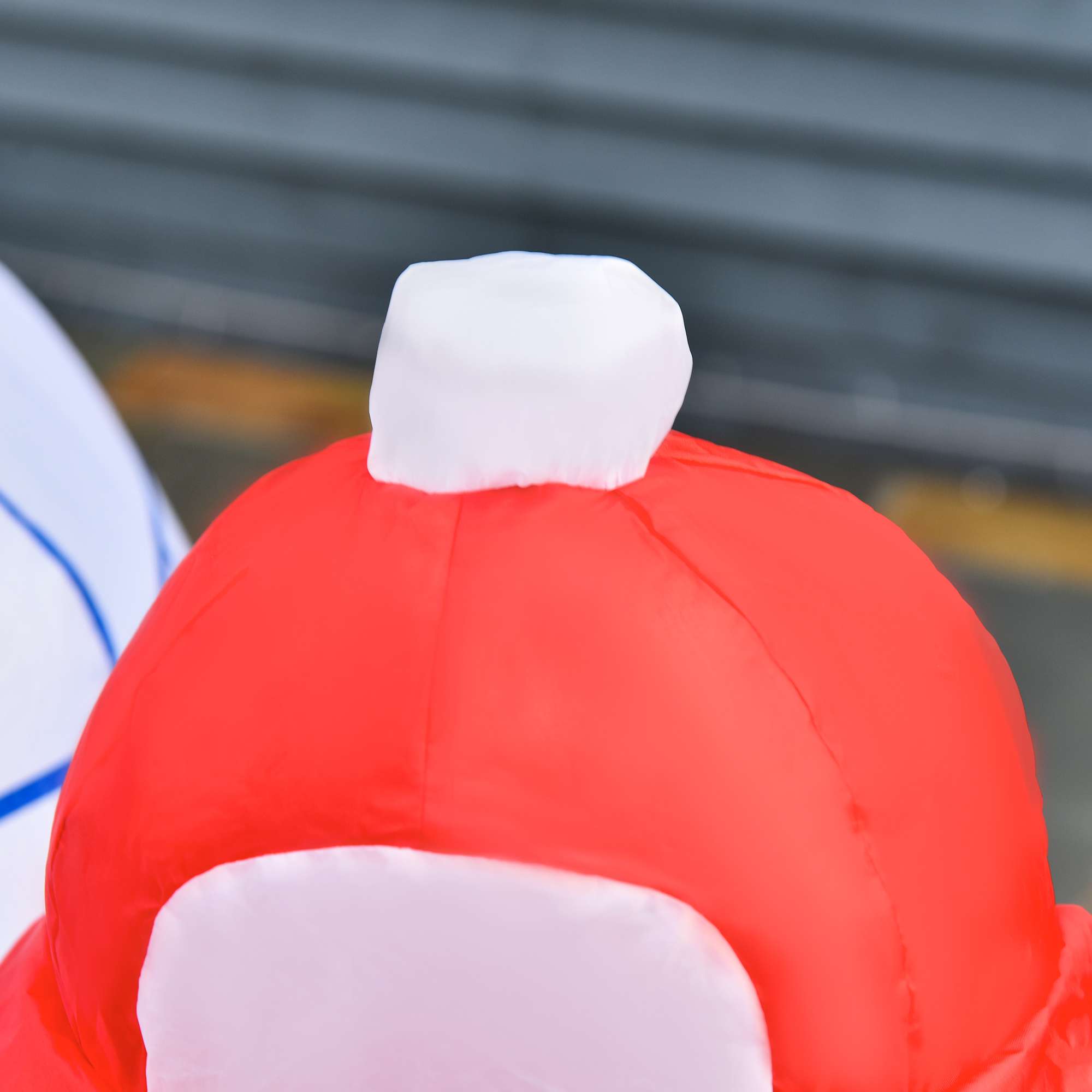 Homcom 5ft Inflatable Penguins Homcom 5ft Inflatable Penguins