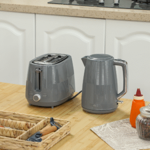 Homcom 1.7L Kettle and 2 Slice Toaster Set - Image 1 of 8